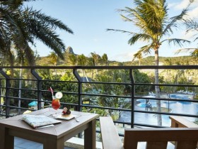 入住墾丁凱撒大飯店四人僅2021!一年一次超狂新年價限時 48 小時 還享 8 折高鐵和免費接駁!