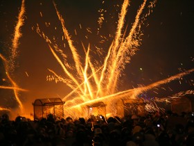 元宵節玩什麼?2021台南鹽水蜂炮、月之美術館、月津港燈節旅遊全攻略!小編帶你玩台南!