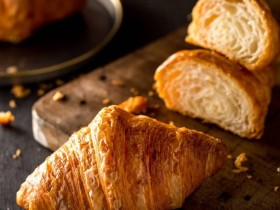 賀中華隊奧運奪牌!八月堂買一送一、金色三麥大拼盤半價、義大入園不用百元,各優惠一次看!