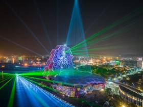 【2022高雄聖誕節】愛河燈光秀/流行音樂中心點燈/市集/表演搶先看！