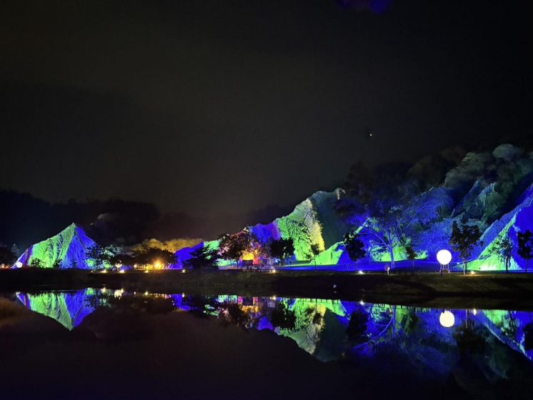 高雄熱氣球夜晚景象