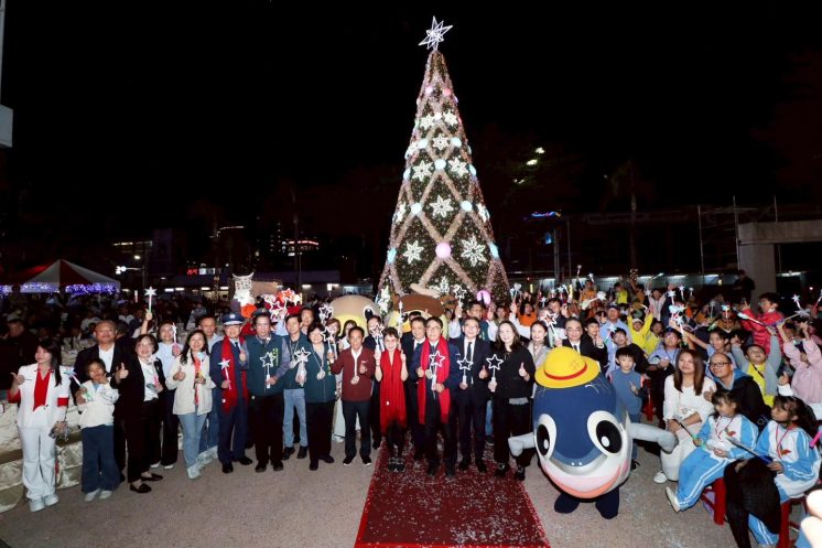 2025台南大遠百聖誕樹