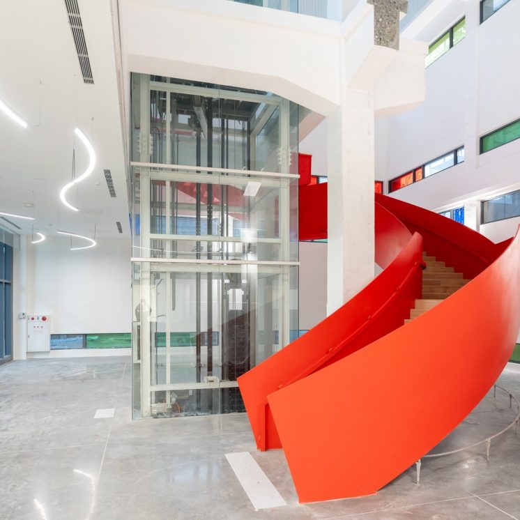 屏東縣立美術館_樓梯