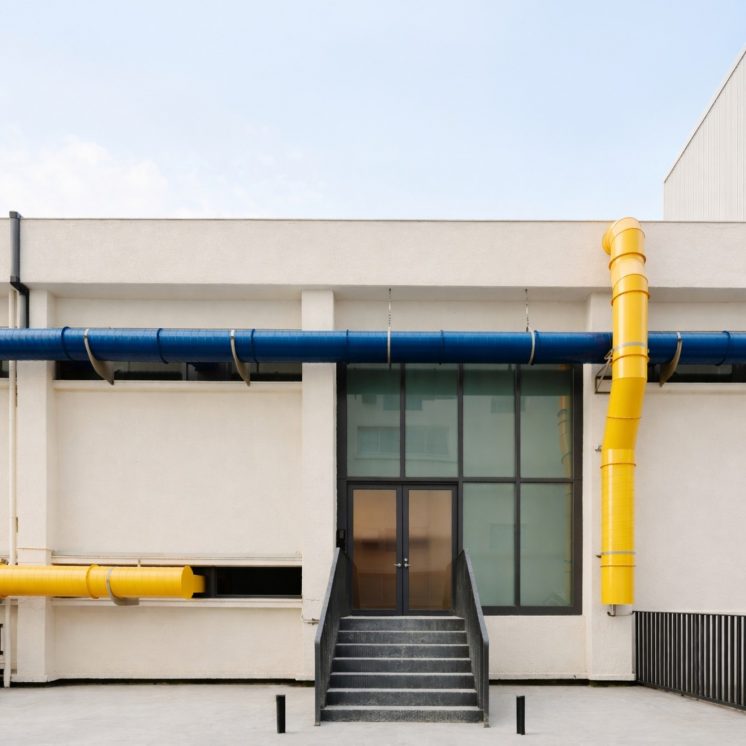 屏東縣立美術館_彩色管線