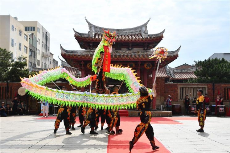 龍王祭表演