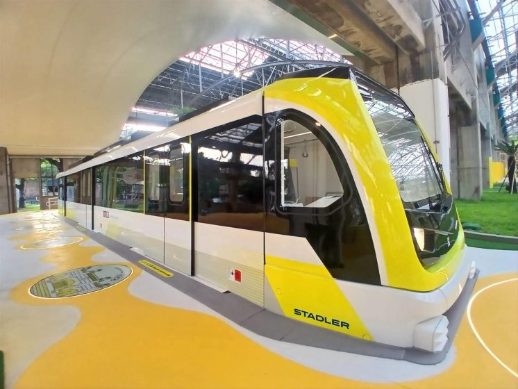 高雄捷運黃線列車模型